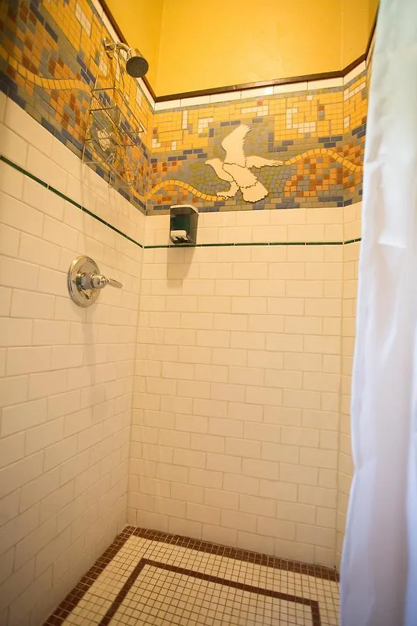 Mcmenamins White Eagle Rock & Roll Hotel Portland