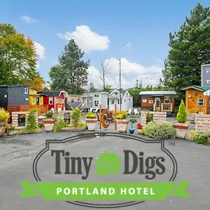 Tiny Digs - Of Tiny Portland